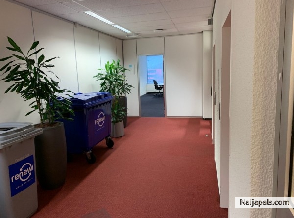 w5h1xbr7.png .office - click for next photo
