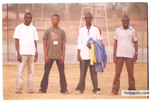 ME MY GUYS,,,,,,,,,,,,,, ON MATRICULATION DAY ,,,,,, HIP, HIP, HIP ,,,,,,,,,,,,,,,,,,,,, HURRAY - click for next photo