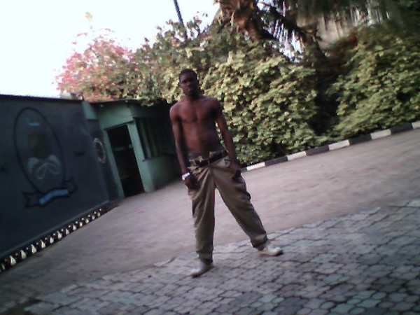  - click for next photo