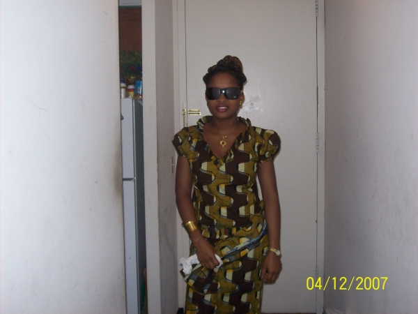  - click for next photo