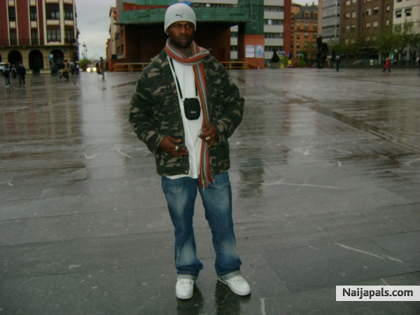 fresh inx need someone - click for next photo