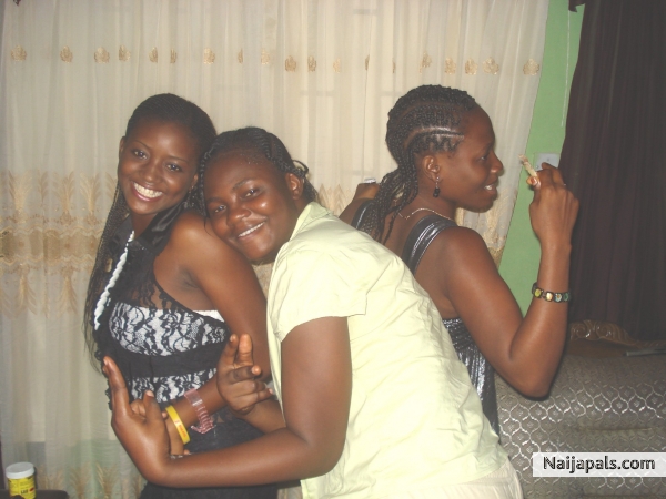 mii,my sis and tunrayo - click for next photo