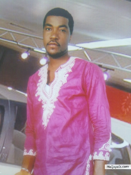 Dats d gentle guy - click for next photo