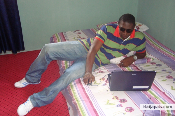  - click for next photo