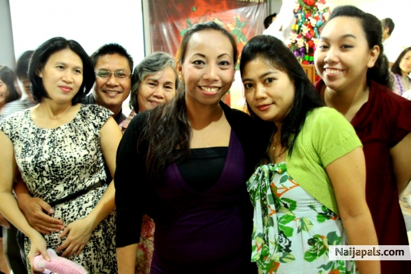 all my sista in church - click for next photo