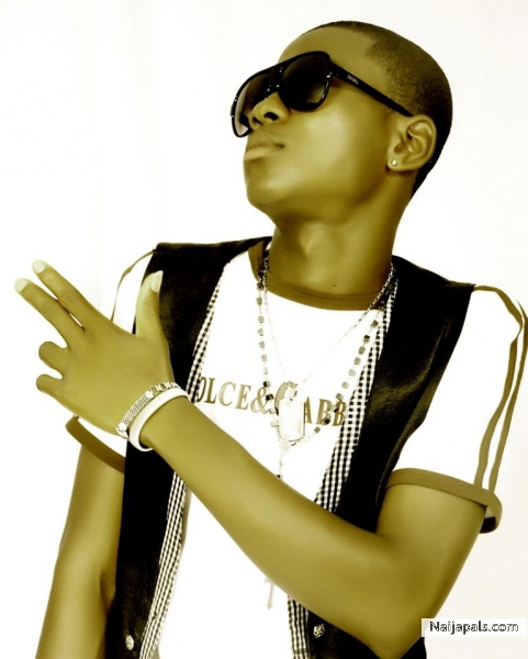 NEEZONTEE - click for next photo