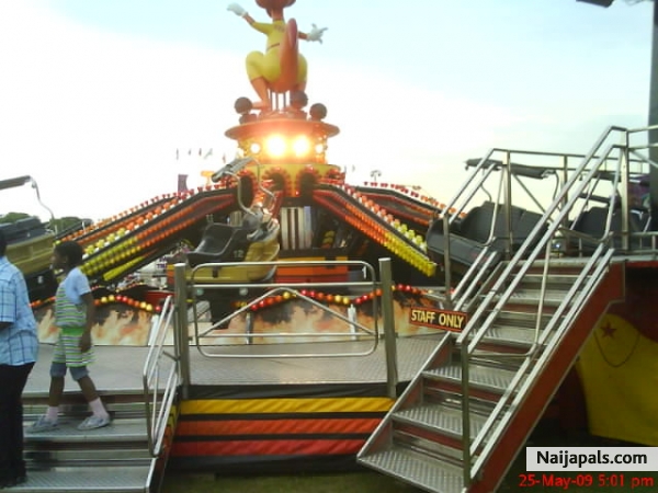 me at d funfair in blackheath - click for next photo
