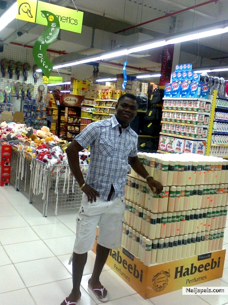  - click for next photo
