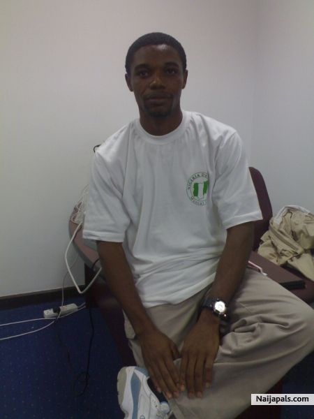 chillin in ma office - click for next photo