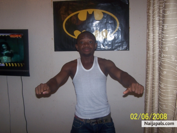 Far Bak..lol..doing sum sum - click for next photo