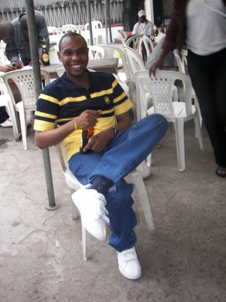  - click for next photo