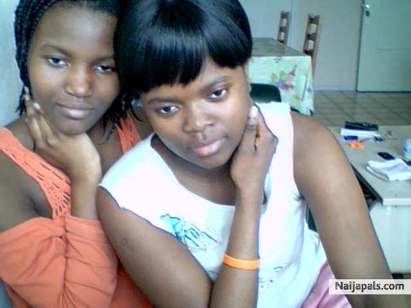 deborah and sister yewande - click for next photo