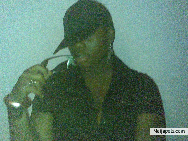 KEEPIN IT GANGSTAR - click for next photo