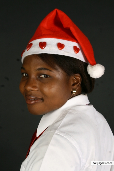 smile Jesus loves u - click for next photo