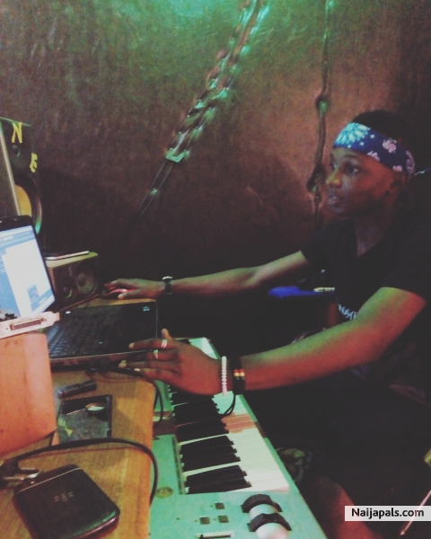 Kingz - click for next photo