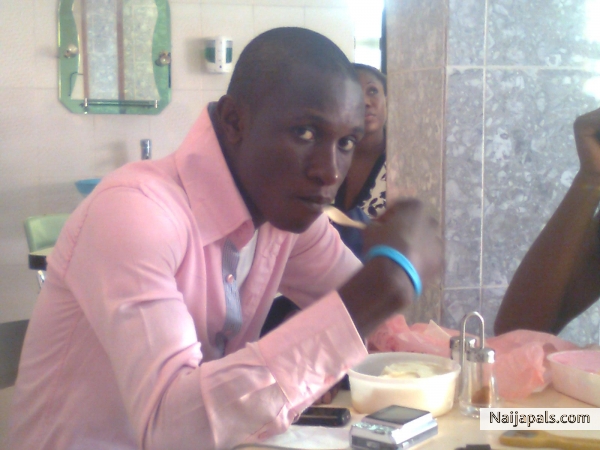  - click for next photo