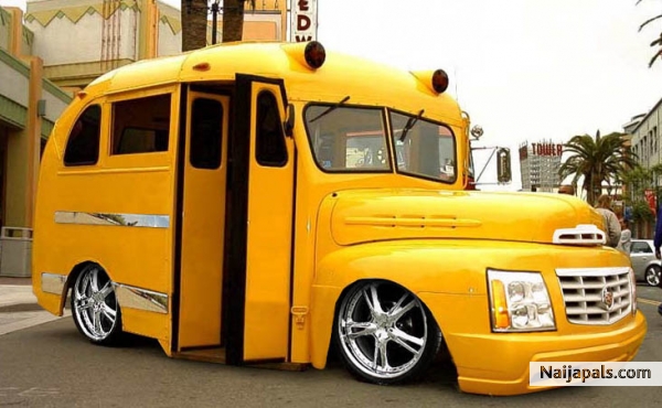 Wedding bus - click for next photo