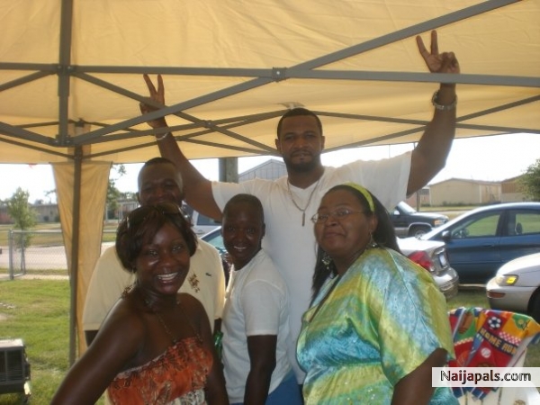 me and my brothers and sisters - click for next photo