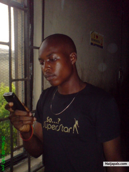 Me calling a friend - click for next photo