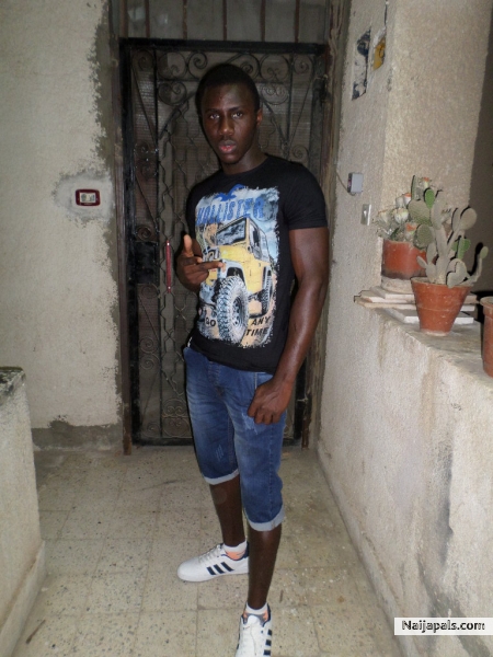  - click for next photo