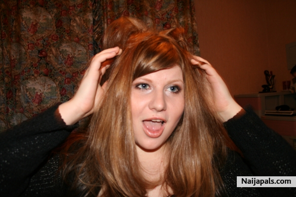  - click for next photo