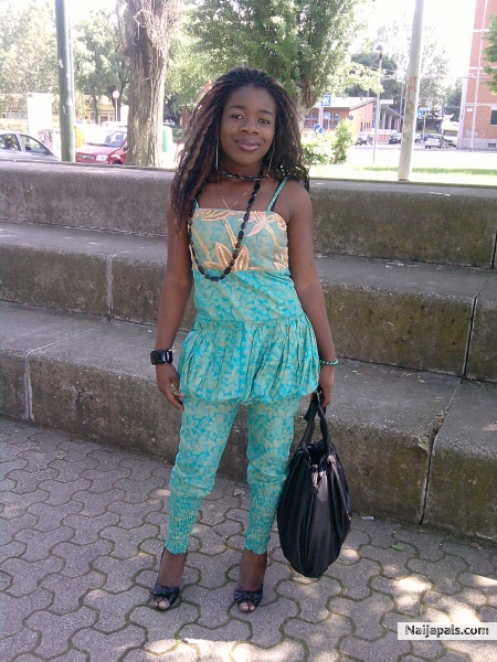  - click for next photo
