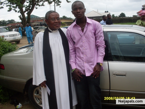 ME N MA PRIEST..... - click for next photo