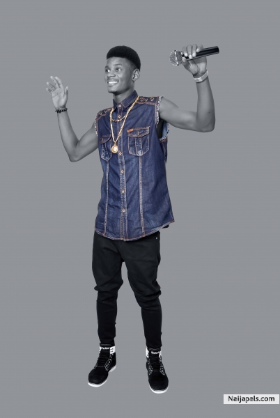 they whyteelee becarefull but whyteelee am careless food,water I don' t drink am teastless, u are a christain am a monster, iam not powerless, number one in the industry am priceless - click for next photo