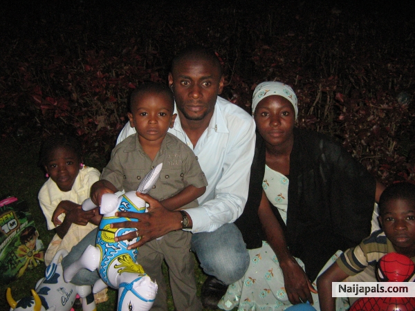 At the millinieum park in Abuja - click for next photo