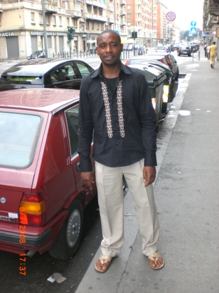  - click for next photo