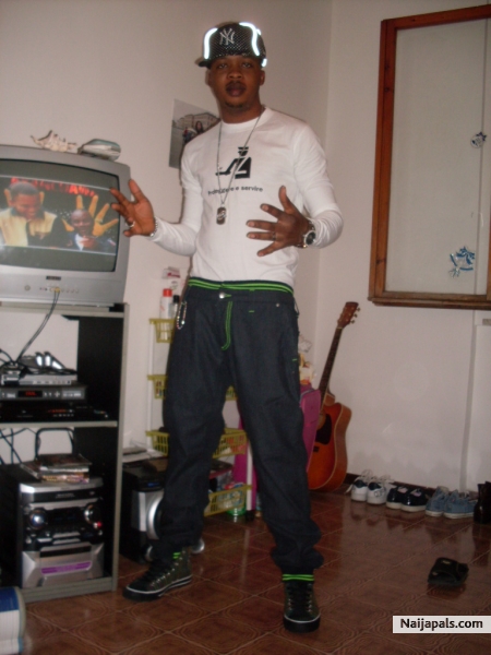  - click for next photo