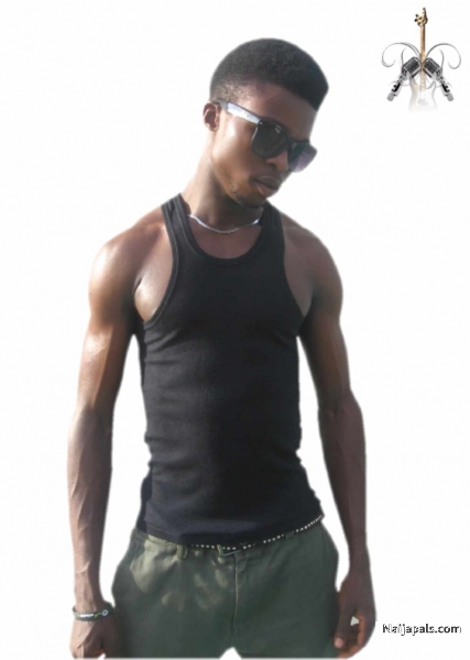 Solisky Tushadowz - click for next photo