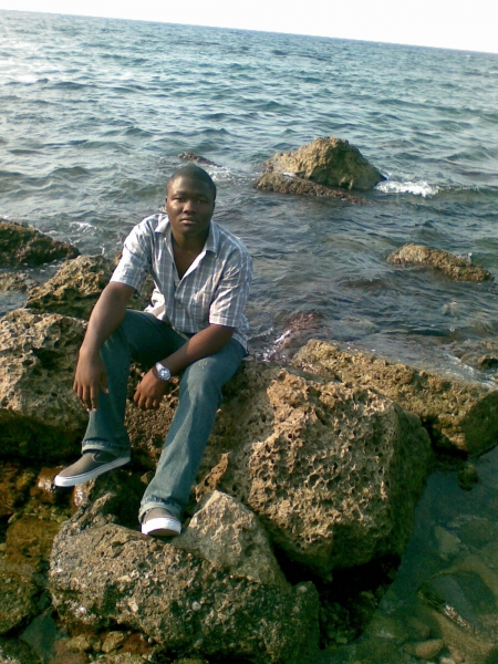  - click for next photo