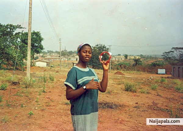 hahah..ooo back in d days(i kicked butt den...in my rusty sec sch(obgorikoko high sch.lol) - click for next photo