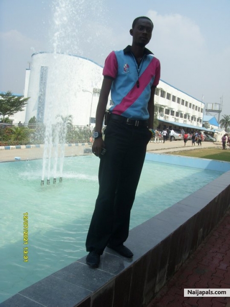 johnee - click for next photo