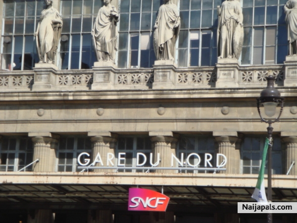 gard du nord main train station in paris france - click for next photo