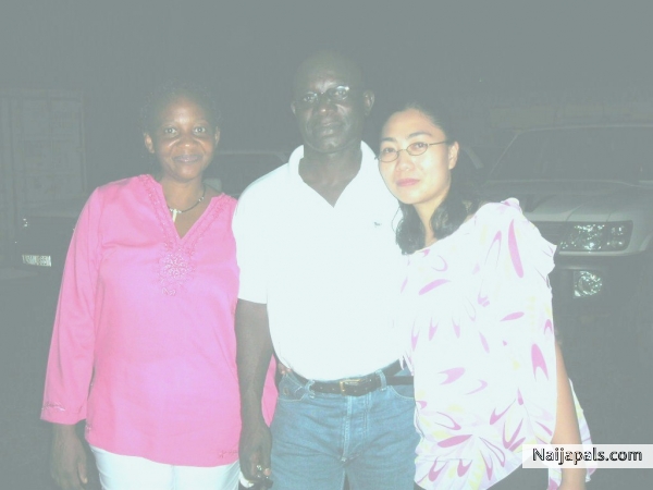 with col adeyemi & maj Utoni - click for next photo