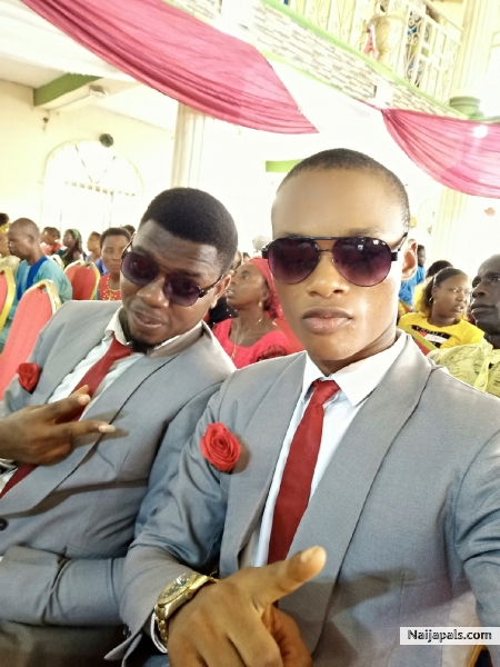 Groom' s men mode - click for next photo