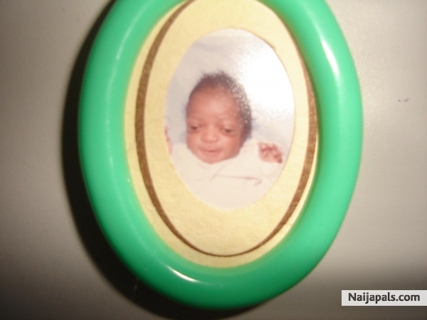 ON NOV,11,1988 LIKKLE CHRISSAY WAS BORN - click for next photo