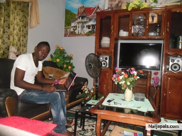 how in Douala - click for next photo