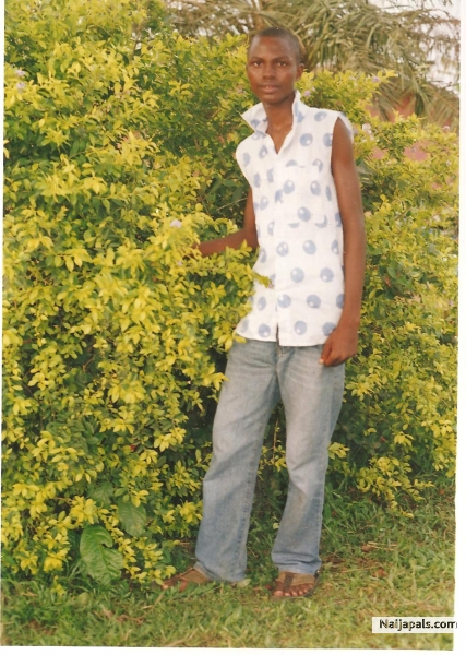  - click for next photo