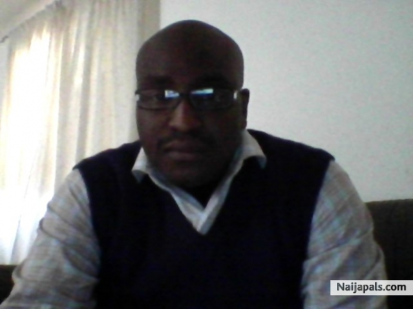 a perfect gentleman - click for next photo