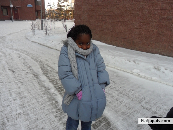 she' s cold! - click for next photo