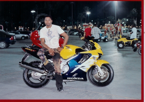 - click for next photo