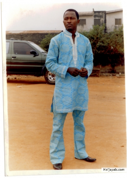  - click for next photo