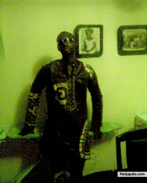  - click for next photo