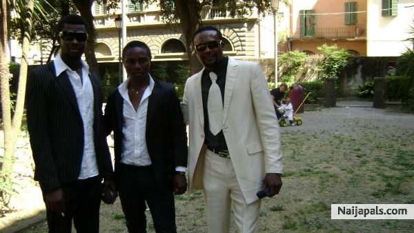 i and my friends - click for next photo