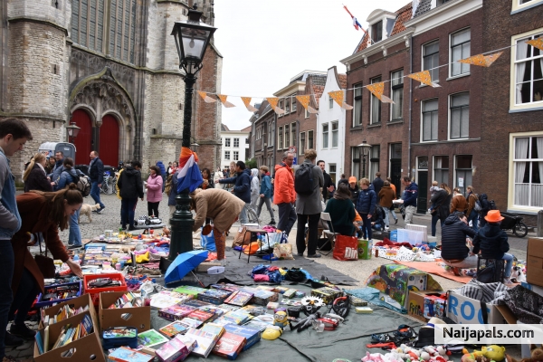rommelmarkt. - click for next photo