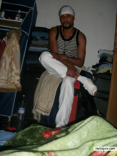  - click for next photo