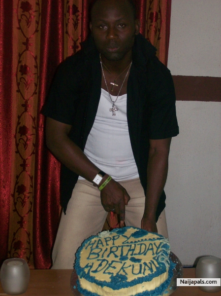 Omoba2 - click for next photo